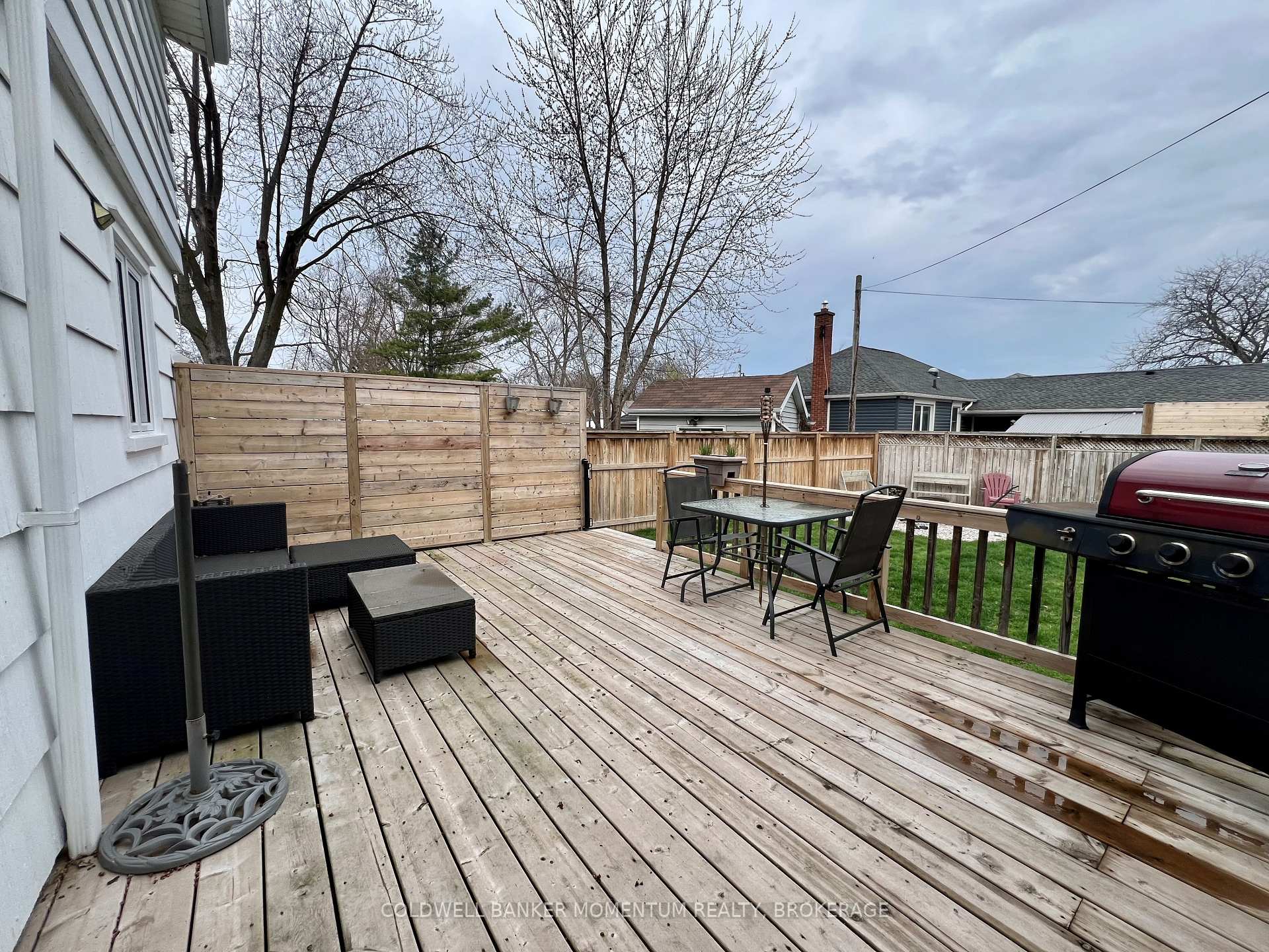 Photo 35 of 43 Beamer Avenue, St. Catharines, Bunting/Linwell — HOMEH