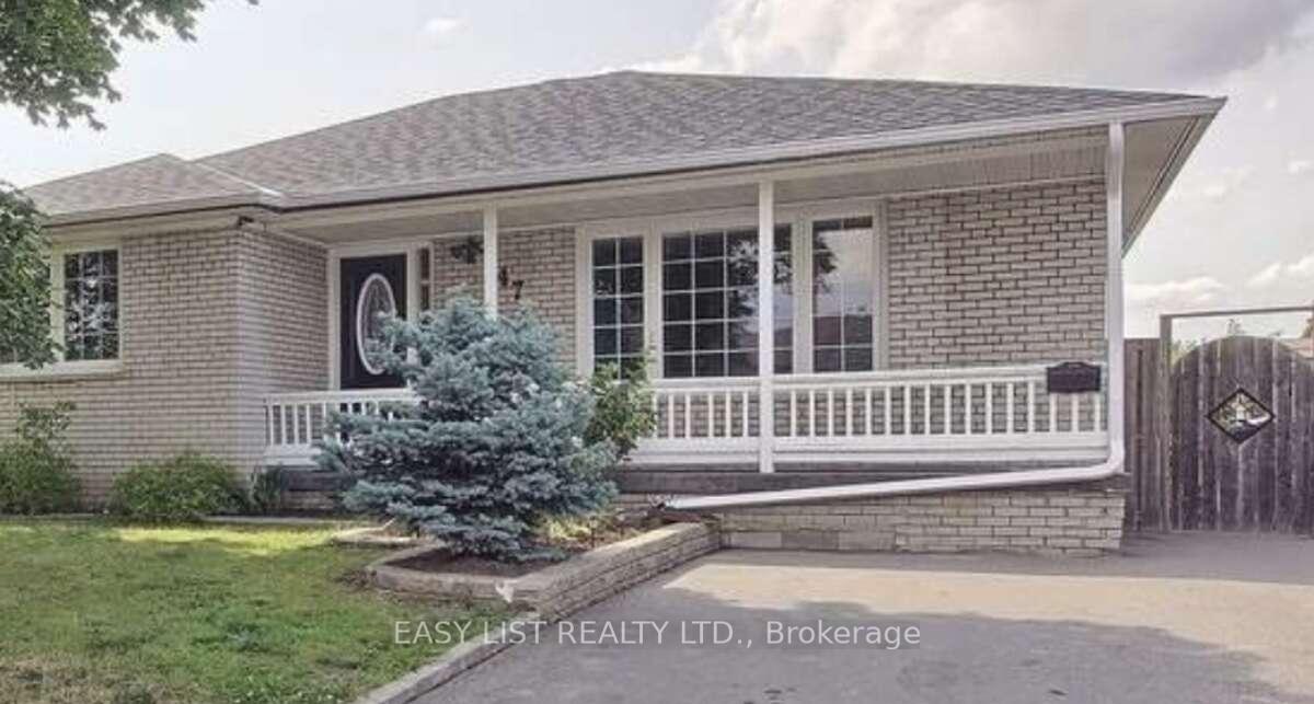 Front of 47 Kingsmere Crescent