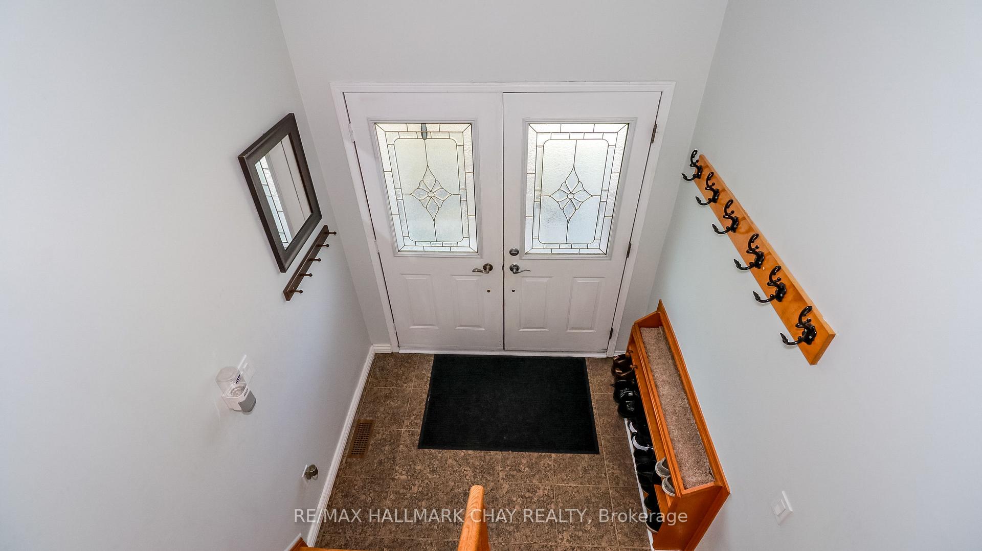 Photo 4 of 263 Ferndale Drive S, Barrie, Ardagh — HOMEH