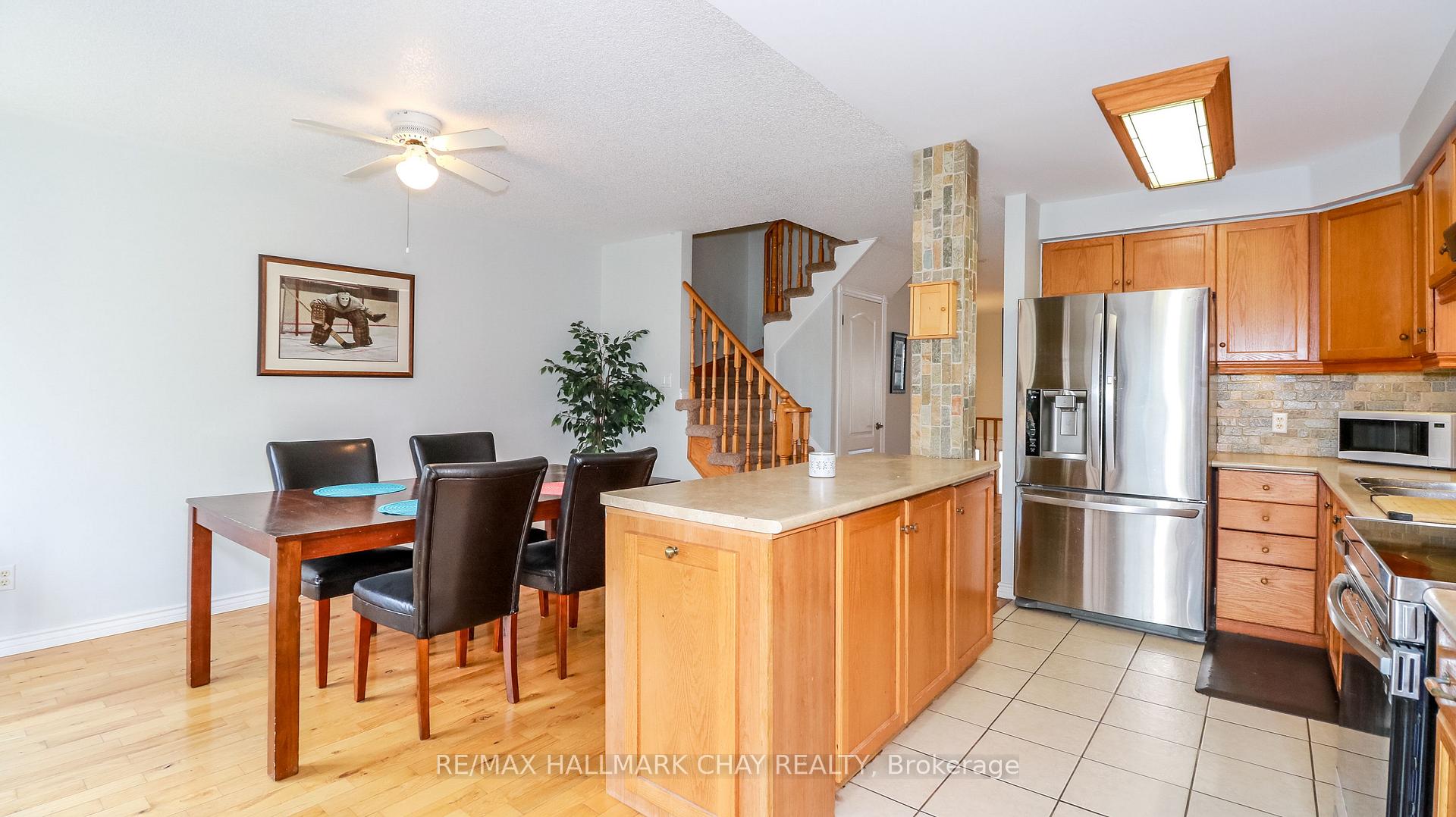 Photo 12 of 263 Ferndale Drive S, Barrie, Ardagh — HOMEH