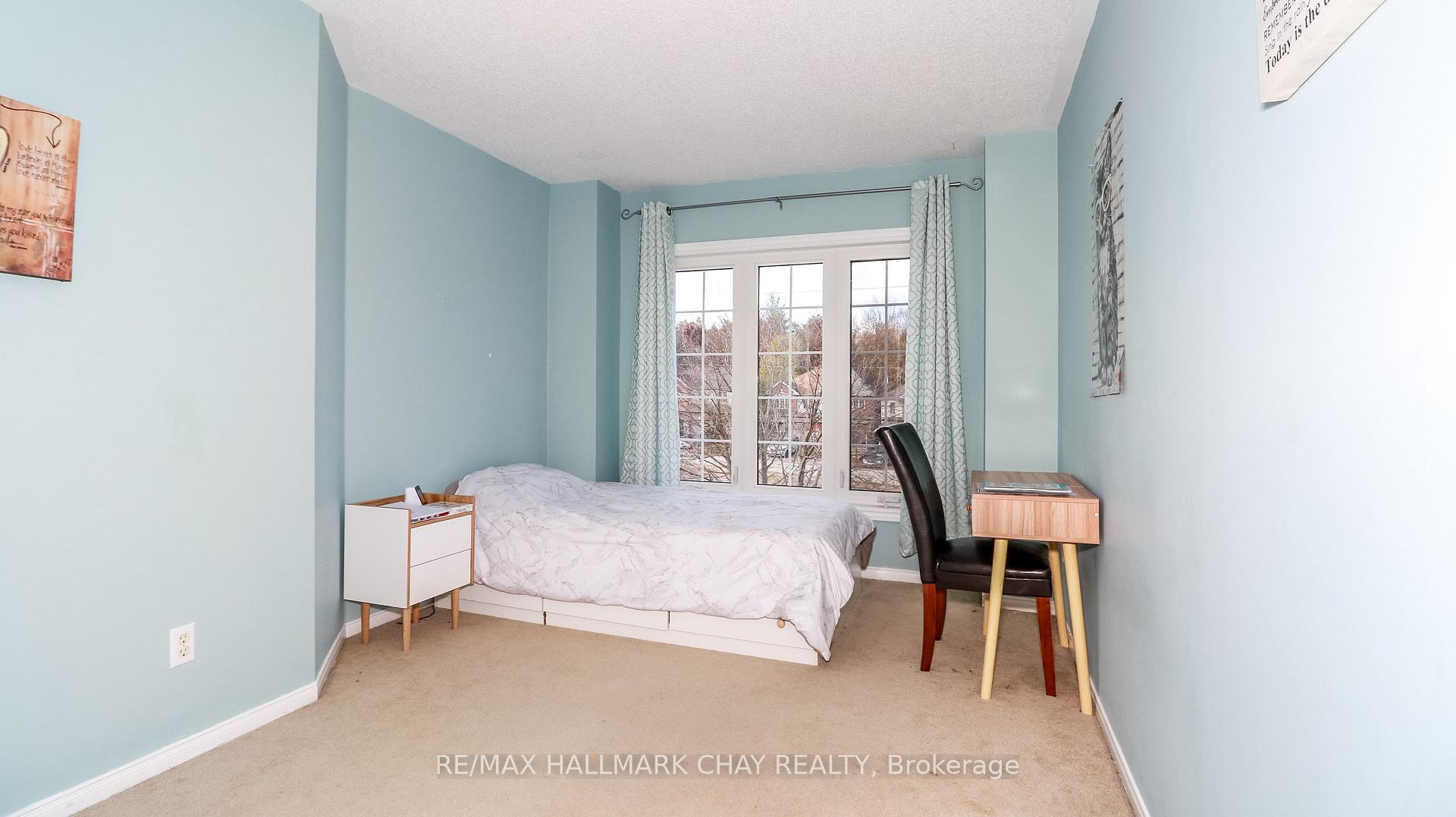 Photo 20 of 263 Ferndale Drive S, Barrie, Ardagh — HOMEH