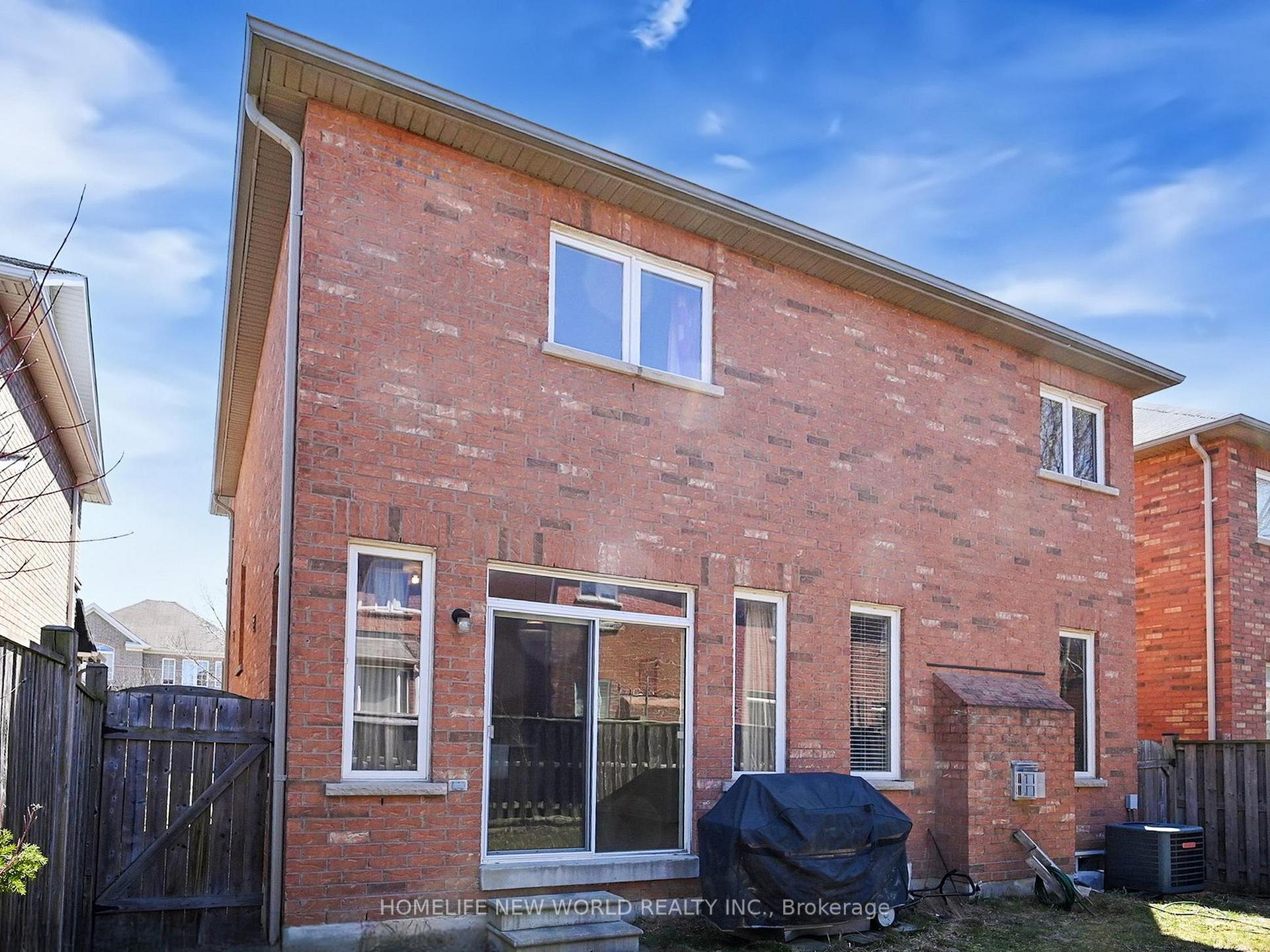 Photo 29 of 18 Freesia Road, Brampton, Northwest Sandalwood Parkway — HOMEH