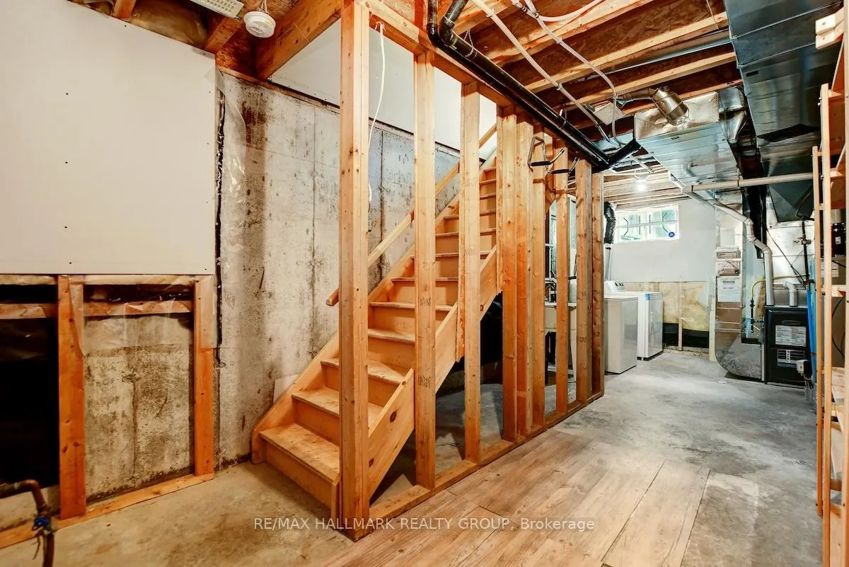 Photo 29 of 553 Burleigh Private, Ottawa, Cyrville — HOMEH