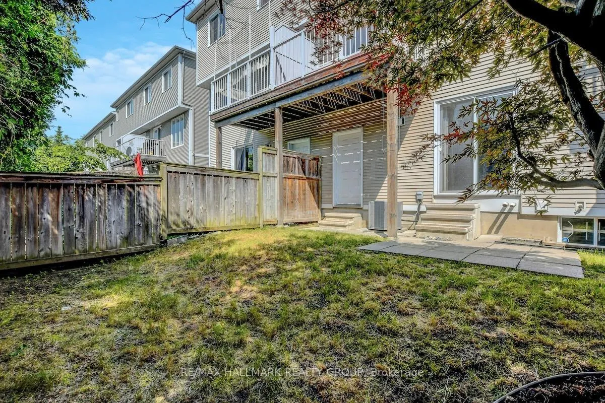 Photo 32 of 553 Burleigh Private, Ottawa, Cyrville — HOMEH