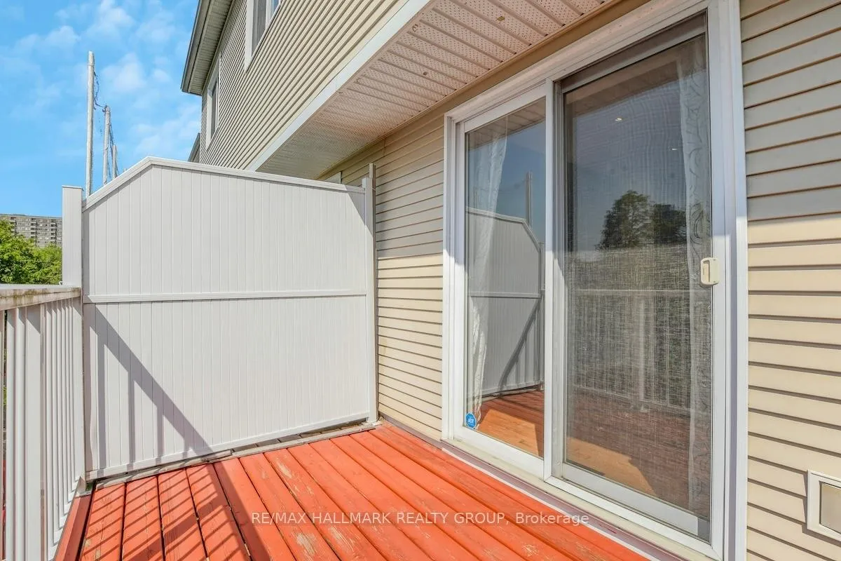 Photo 33 of 553 Burleigh Private, Ottawa, Cyrville — HOMEH