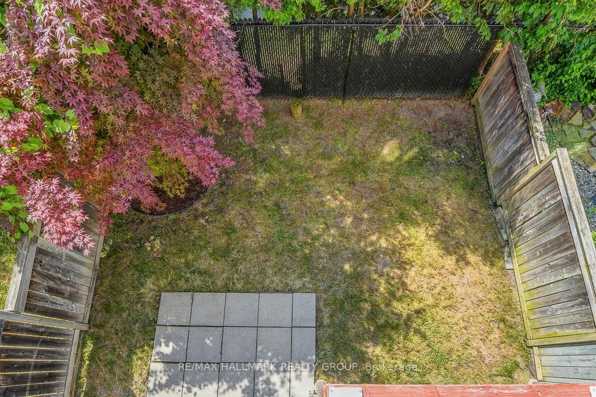 Photo 36 of 553 Burleigh Private, Ottawa, Cyrville — HOMEH