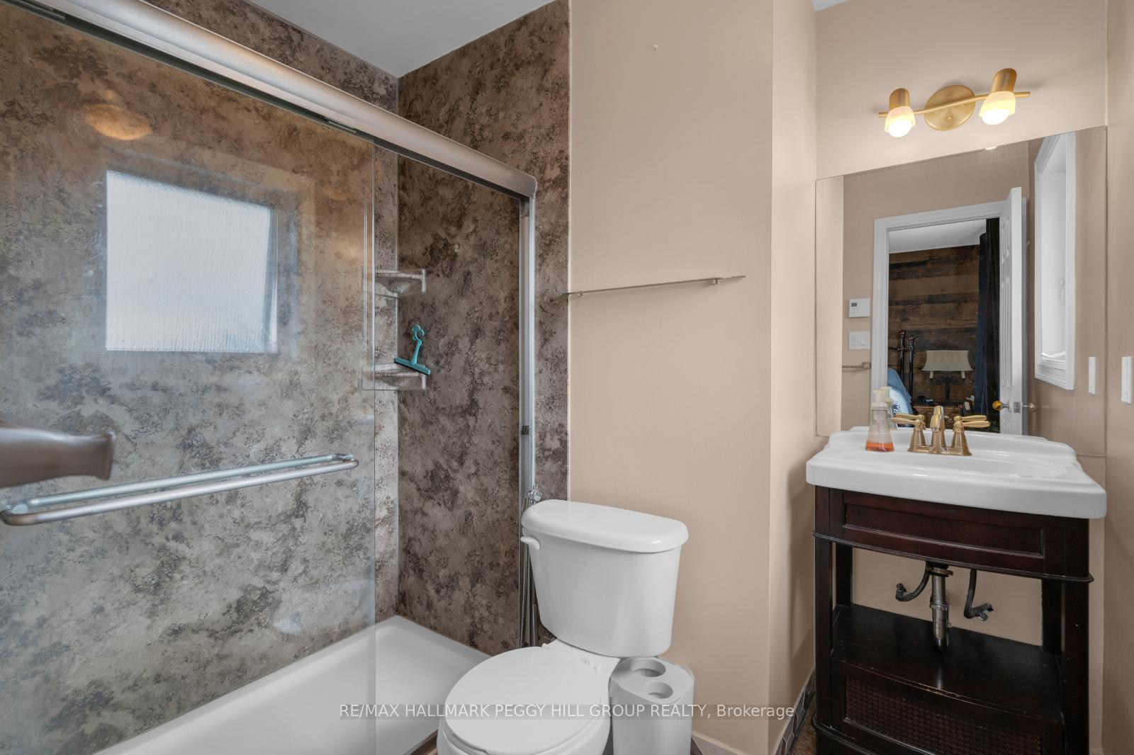Photo 13 of 103 Letitia Street, Barrie, Letitia Heights — HOMEH