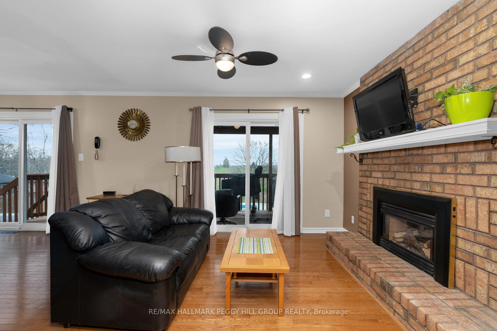 Photo 25 of 103 Letitia Street, Barrie, Letitia Heights — HOMEH
