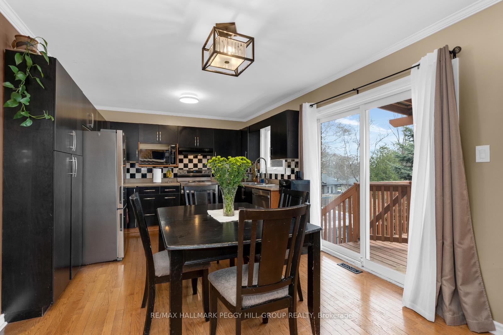 Photo 27 of 103 Letitia Street, Barrie, Letitia Heights — HOMEH