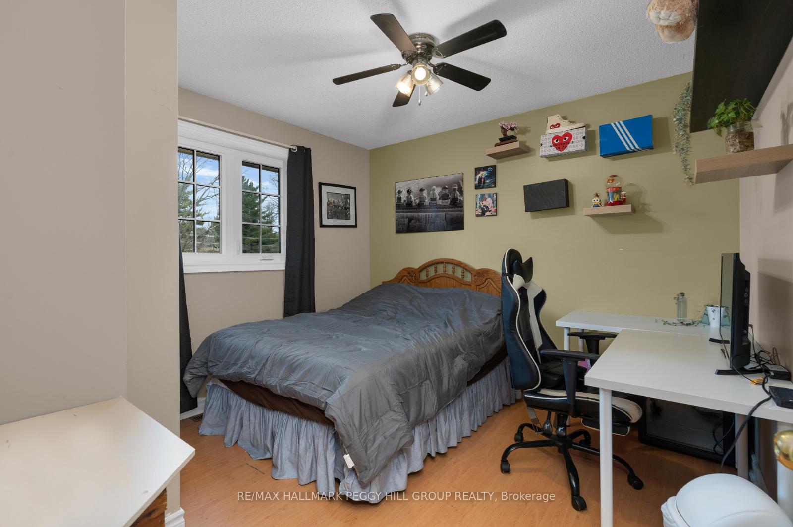 Photo 35 of 103 Letitia Street, Barrie, Letitia Heights — HOMEH