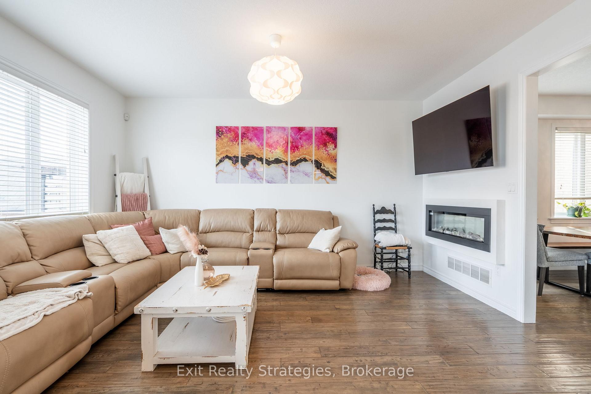 Photo 18 of 19 Hazelton Avenue, Hamilton, Sheldon — HOMEH