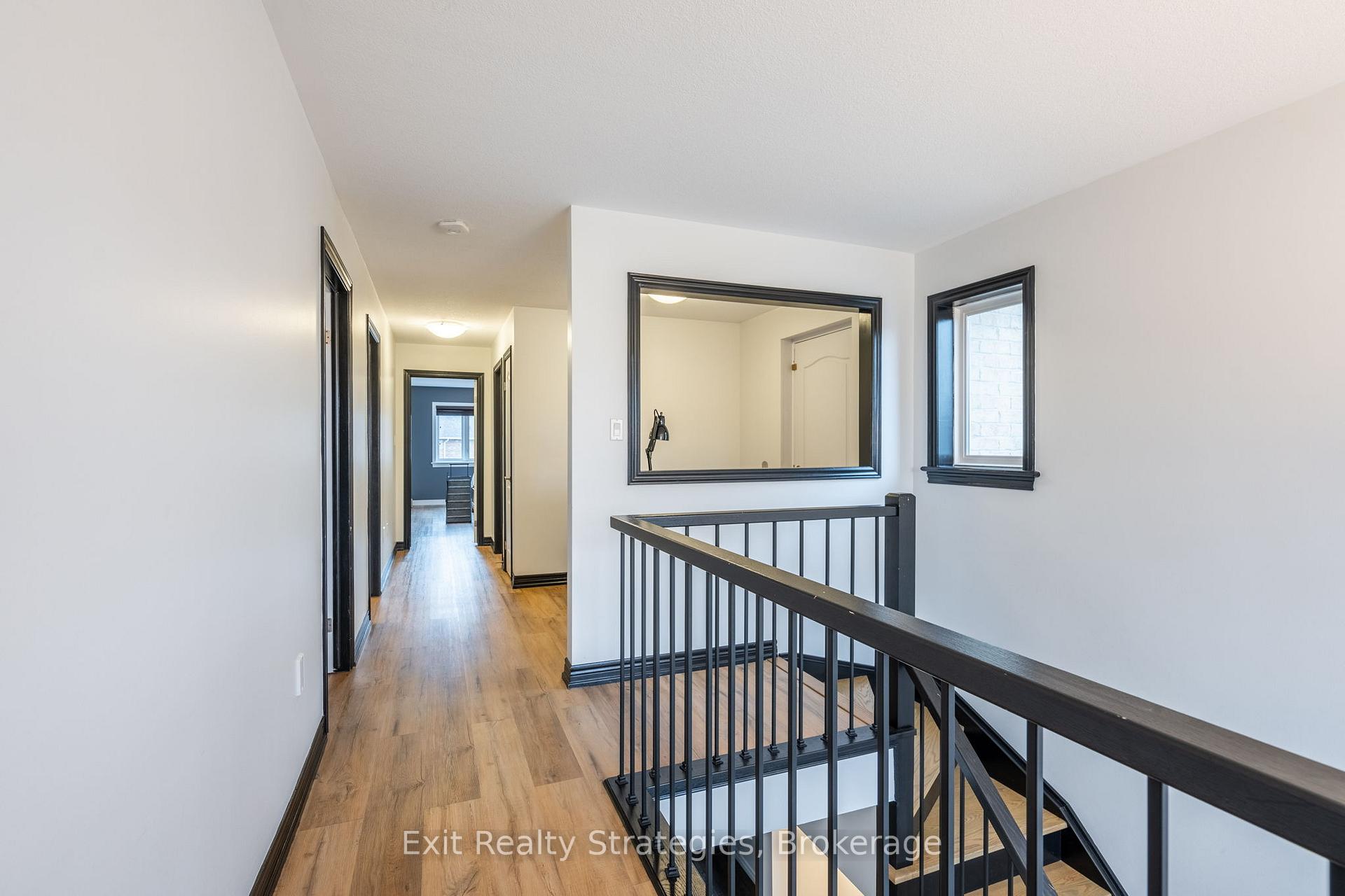 Photo 31 of 19 Hazelton Avenue, Hamilton, Sheldon — HOMEH