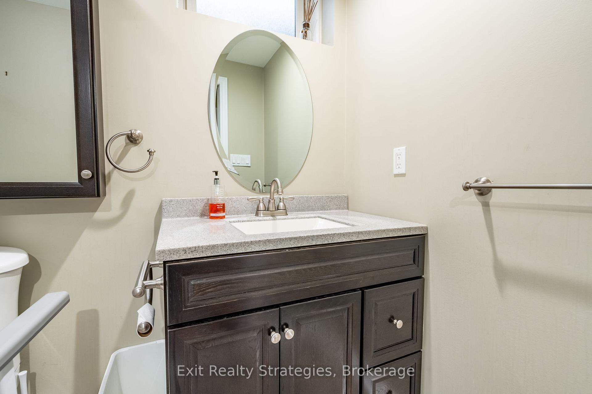 Photo 40 of 19 Hazelton Avenue, Hamilton, Sheldon — HOMEH