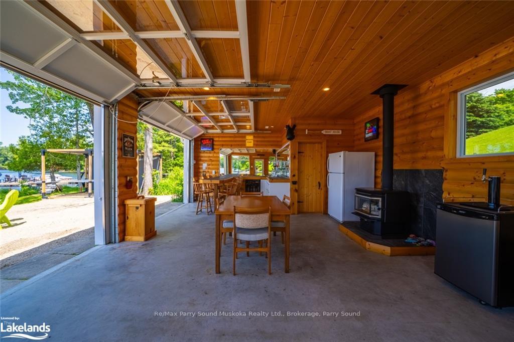 Photo 9 of 283 Burnett'S Road, McKellar — HOMEH