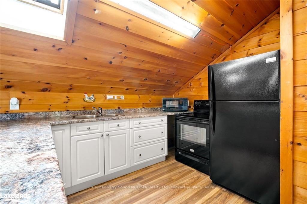 Photo 44 of 283 Burnett'S Road, McKellar — HOMEH