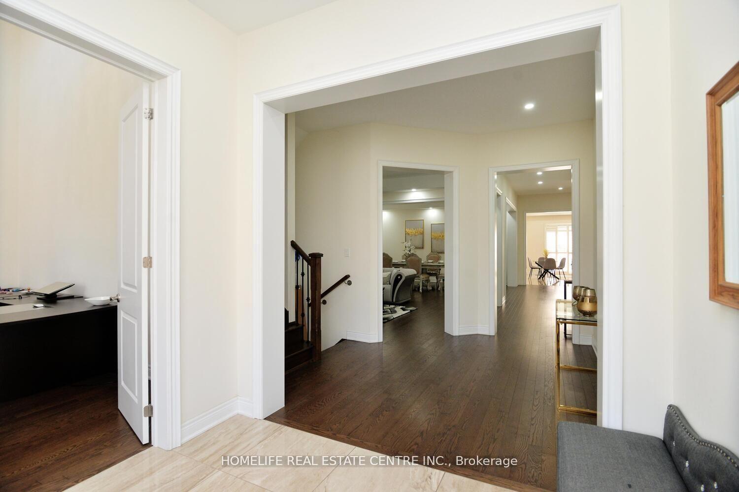 Photo 9 of 6 Longevity Road, Brampton, Northwest Brampton — HOMEH