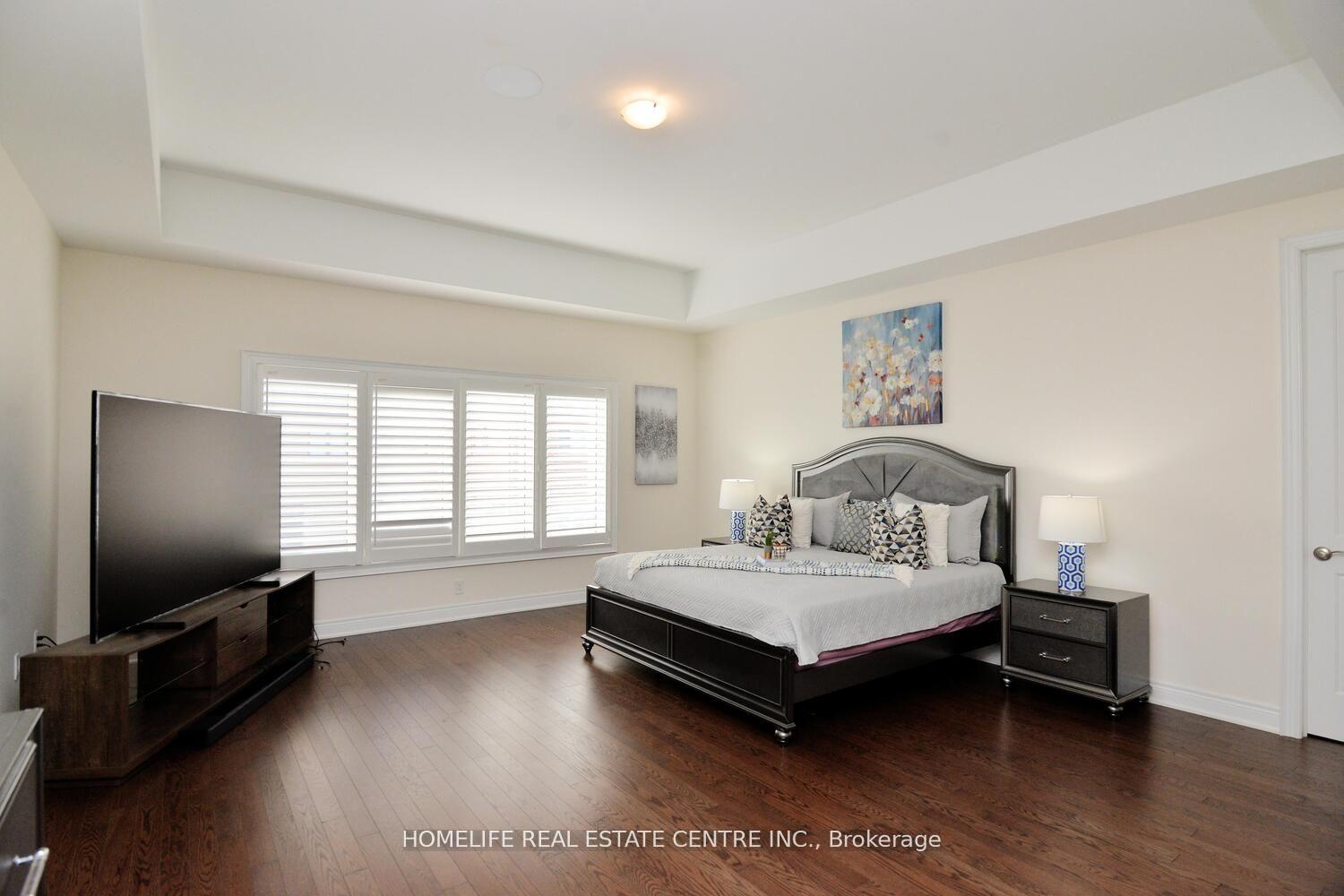Photo 12 of 6 Longevity Road, Brampton, Northwest Brampton — HOMEH