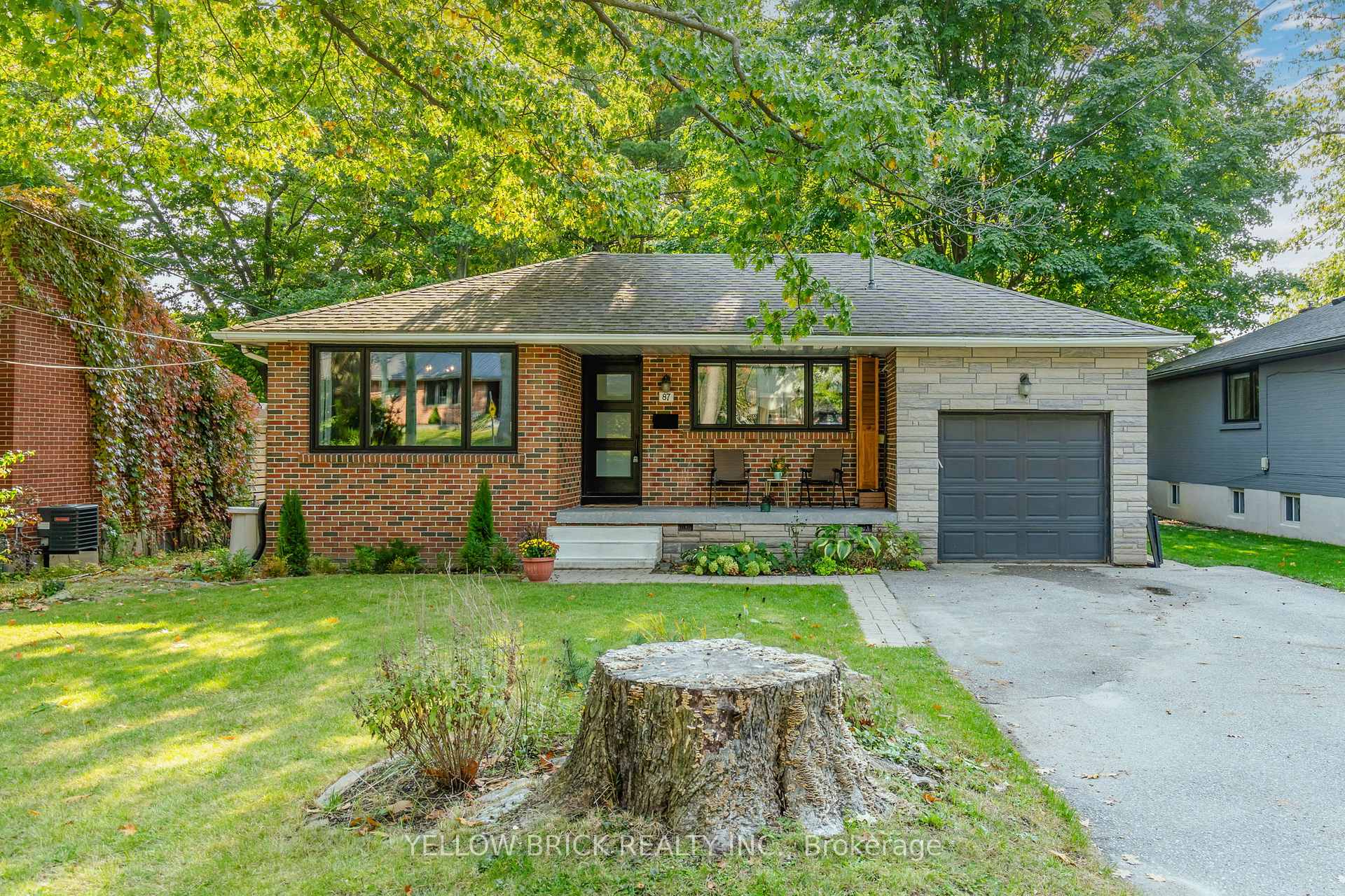 Photo 2 of 87 Letitia Street, Barrie, Sunnidale — HOMEH