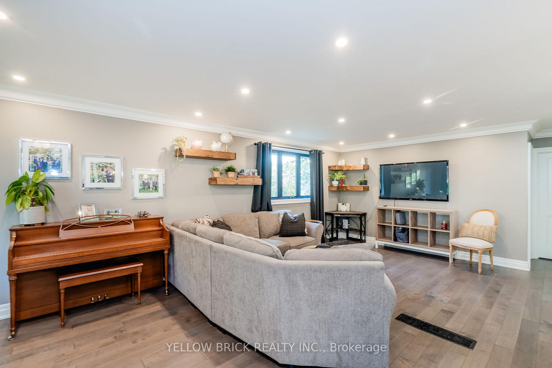 Photo 14 of 87 Letitia Street, Barrie, Sunnidale — HOMEH