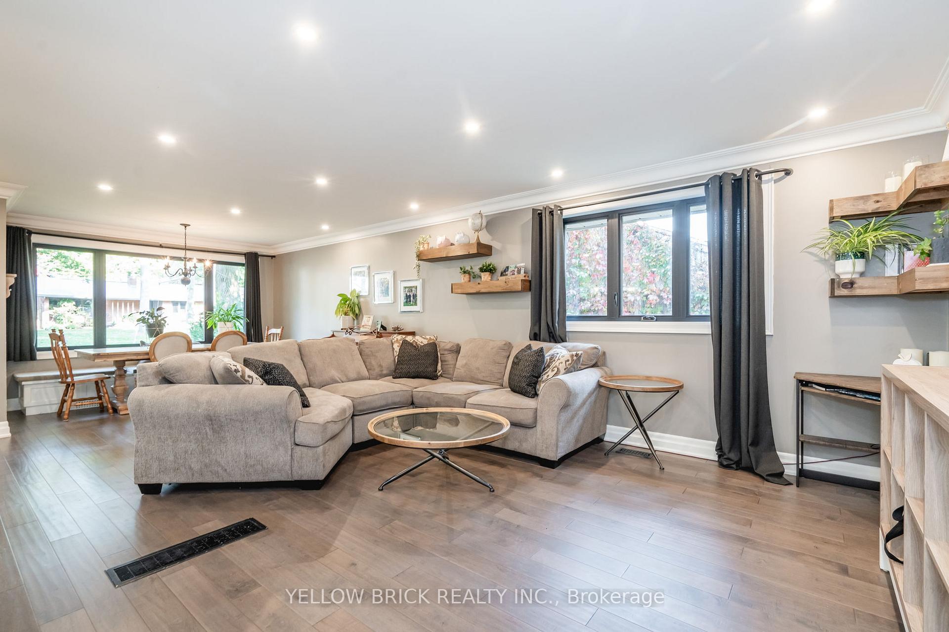Photo 16 of 87 Letitia Street, Barrie, Sunnidale — HOMEH