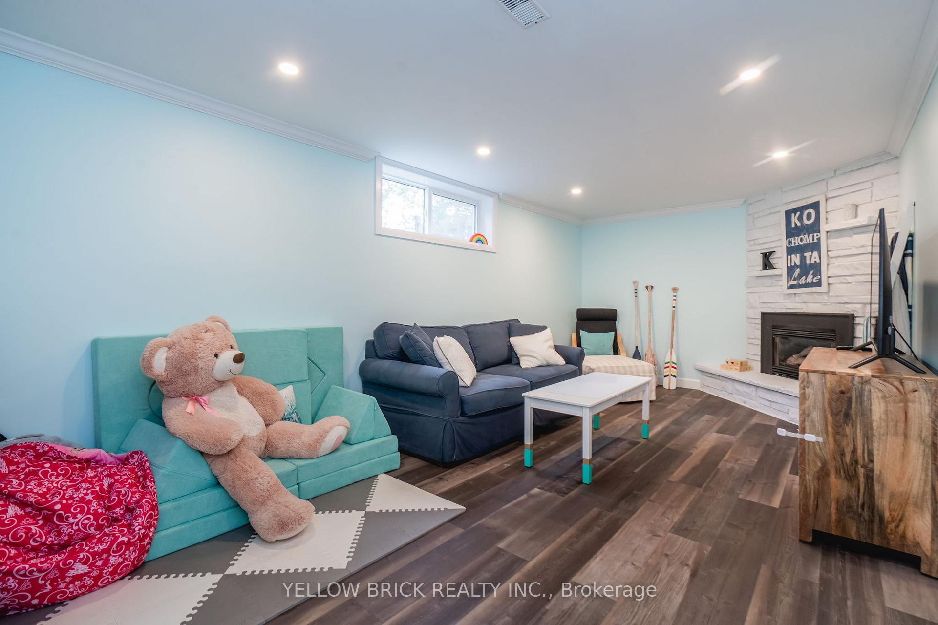 Photo 23 of 87 Letitia Street, Barrie, Sunnidale — HOMEH