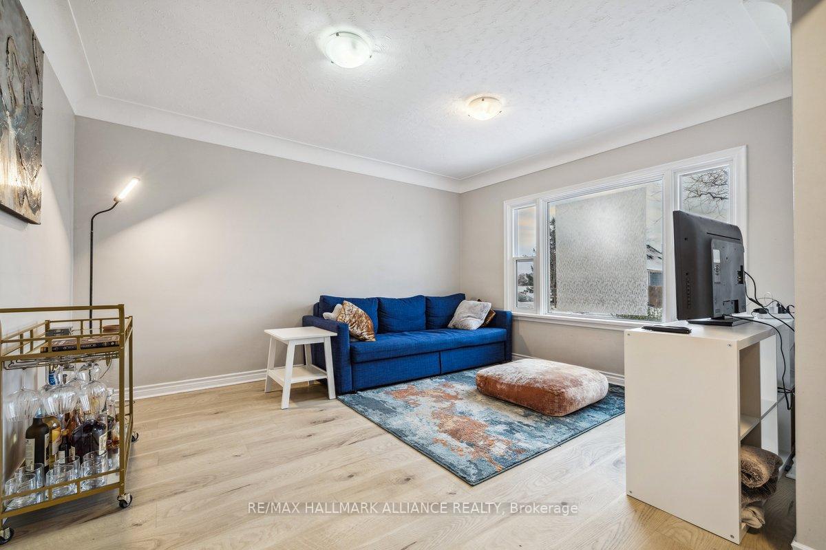 Photo 5 of 55 Powerview Avenue, St. Catharines, Western Hill — HOMEH