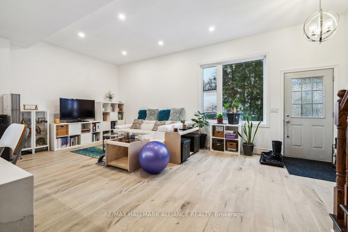 Photo 15 of 55 Powerview Avenue, St. Catharines, Western Hill — HOMEH