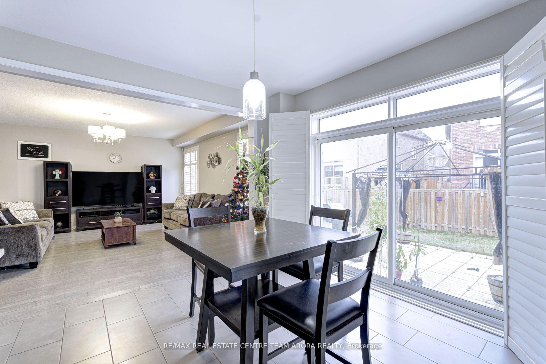 Photo 10 of 590 Remembrance Road, Brampton, Northwest Brampton — HOMEH