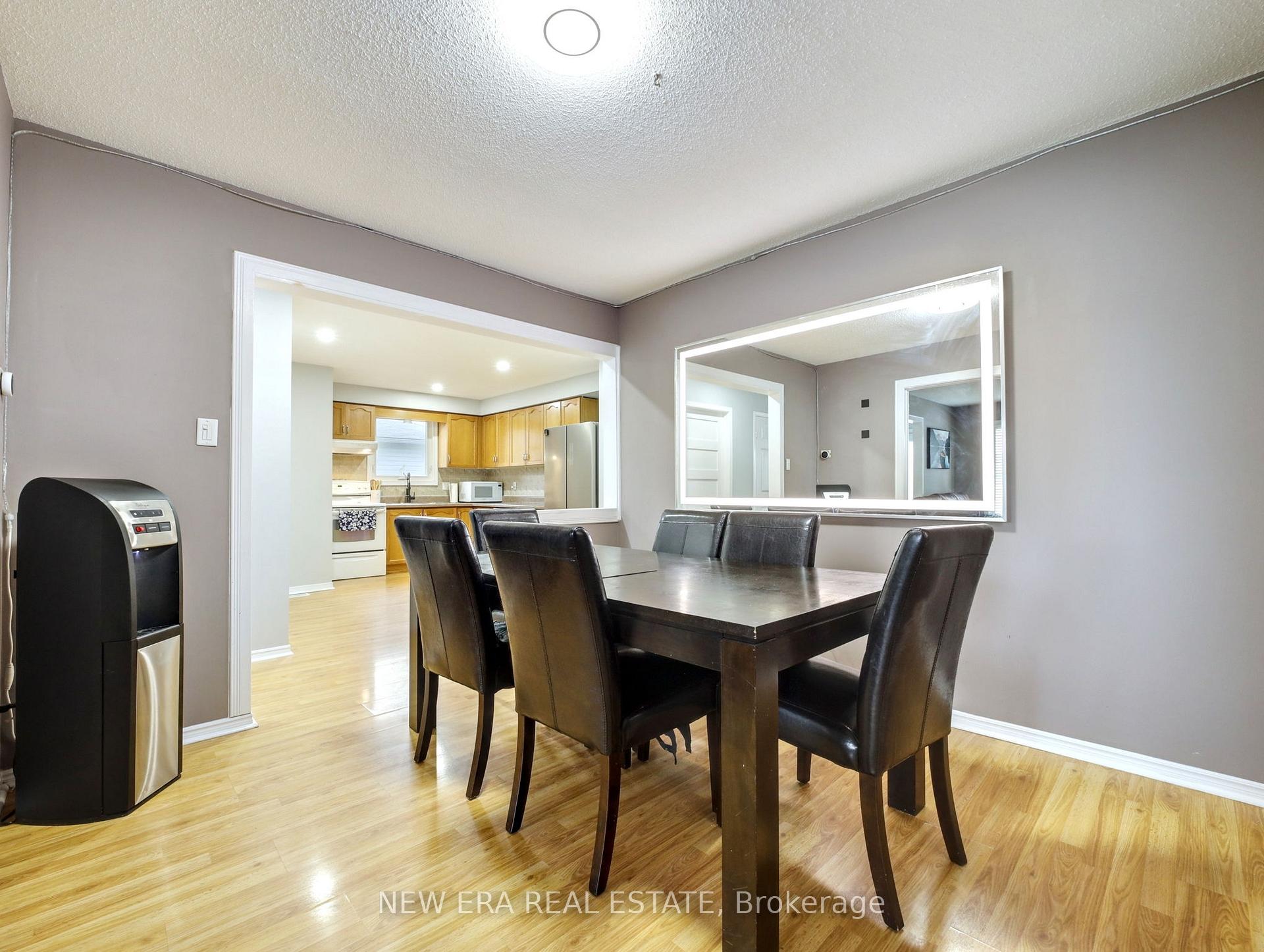 Photo 11 of 607 Eaglewood Drive, Hamilton, Eleanor — HOMEH