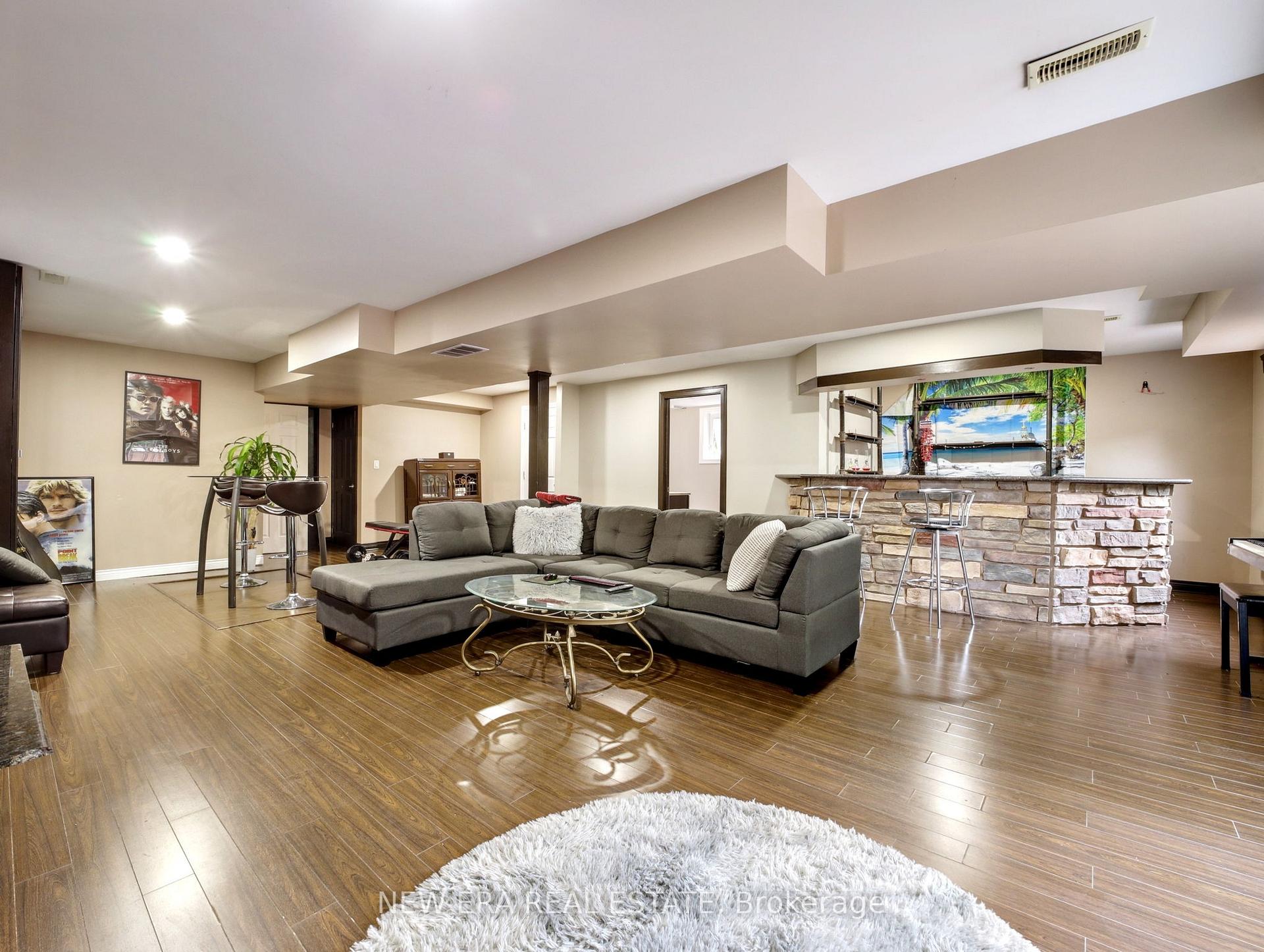 Photo 21 of 607 Eaglewood Drive, Hamilton, Eleanor — HOMEH