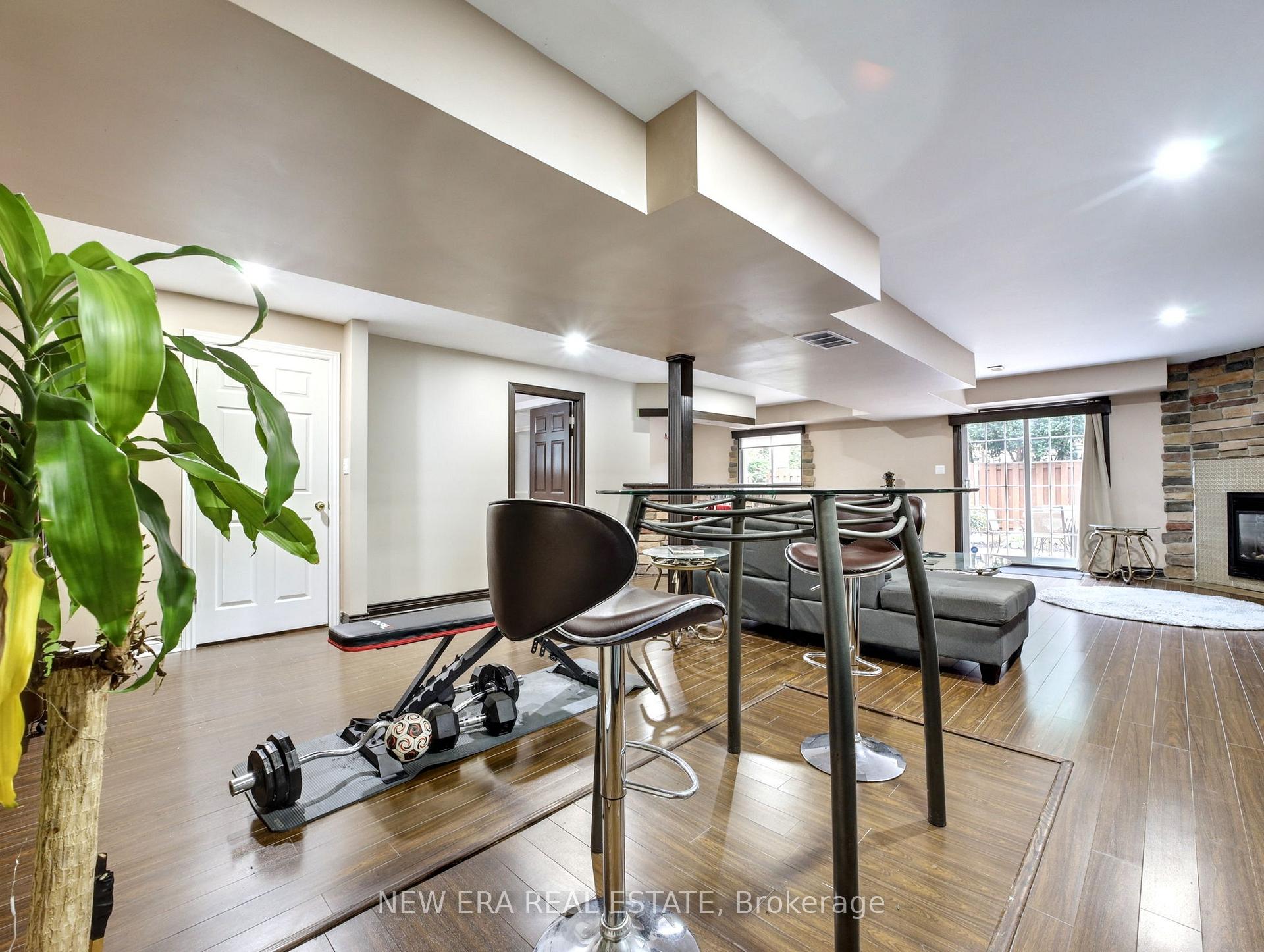 Photo 24 of 607 Eaglewood Drive, Hamilton, Eleanor — HOMEH