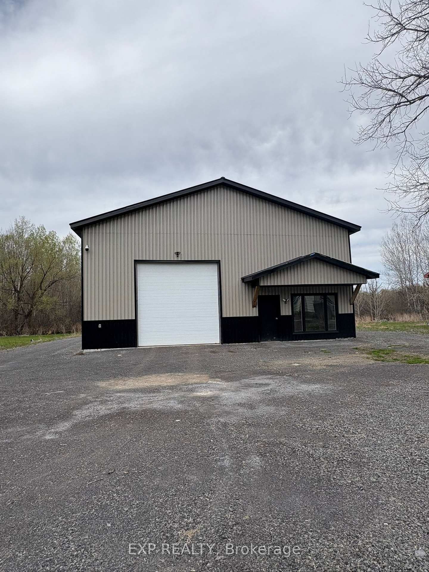 Photo 7 of 5601 Thunder Road, Ottawa, Carlsbad Springs — HOMEH