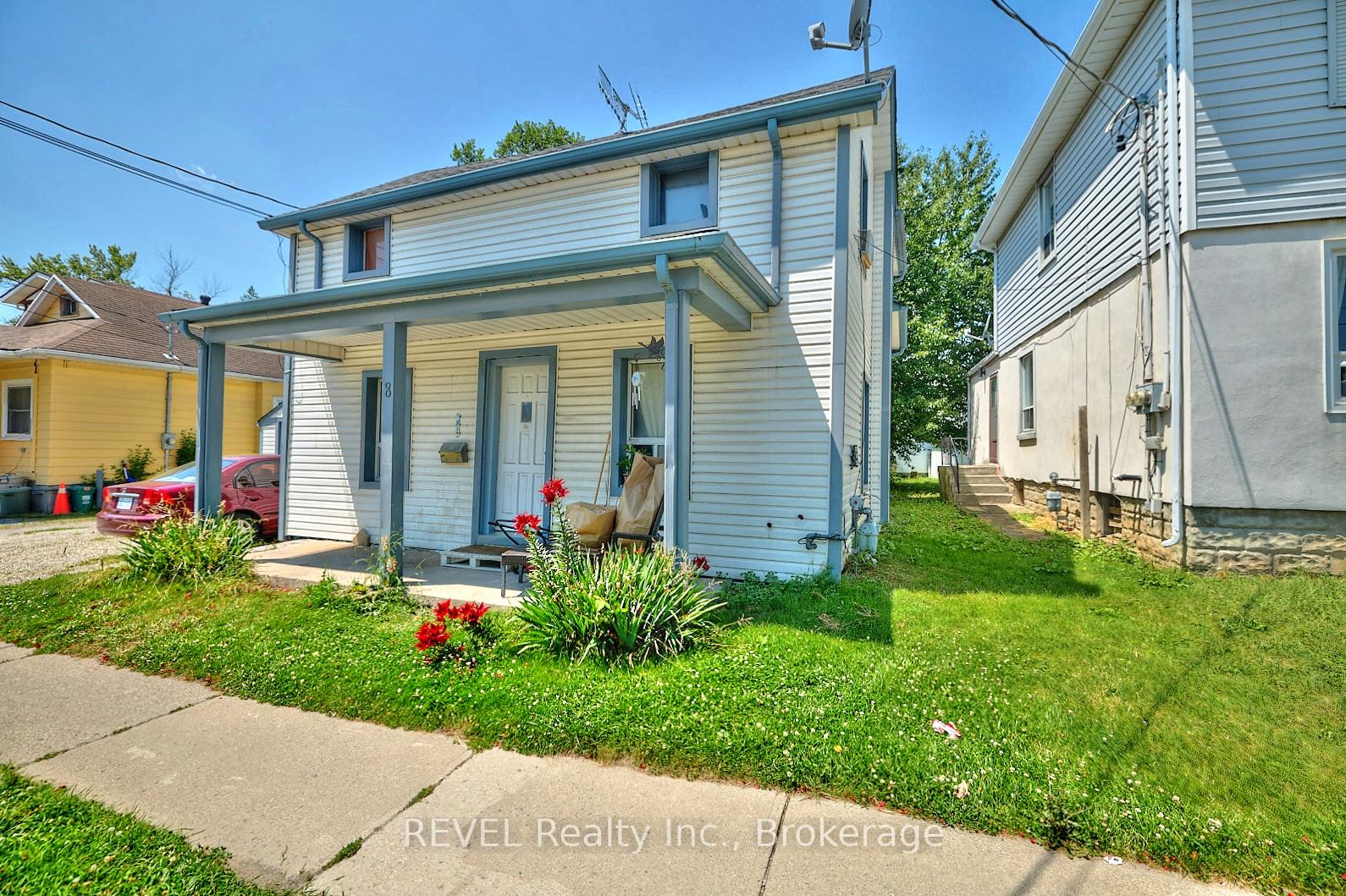 Front of 8 Pelham Road