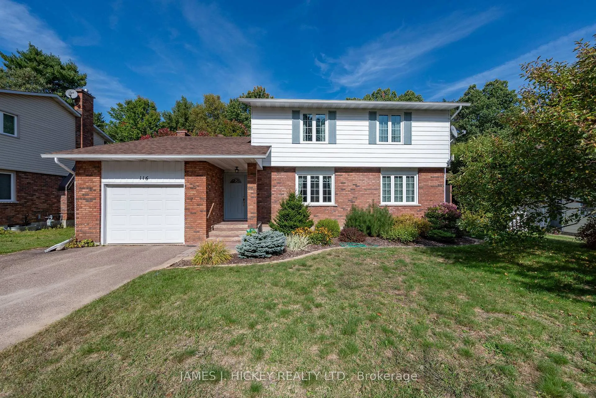 Photo 1 of 116 Frontenac Crescent, Deep River — HOMEH