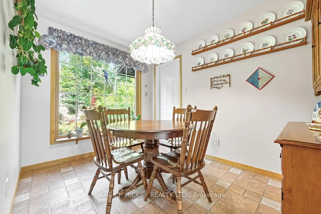 Photo 7 of 116 Frontenac Crescent, Deep River — HOMEH