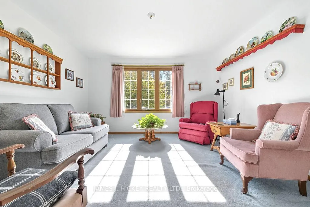 Photo 12 of 116 Frontenac Crescent, Deep River — HOMEH