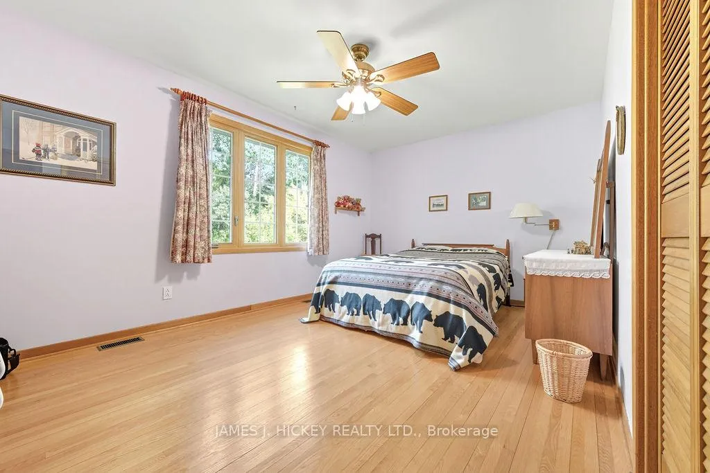 Photo 20 of 116 Frontenac Crescent, Deep River — HOMEH