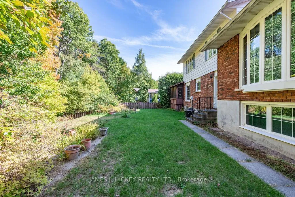 Photo 34 of 116 Frontenac Crescent, Deep River — HOMEH