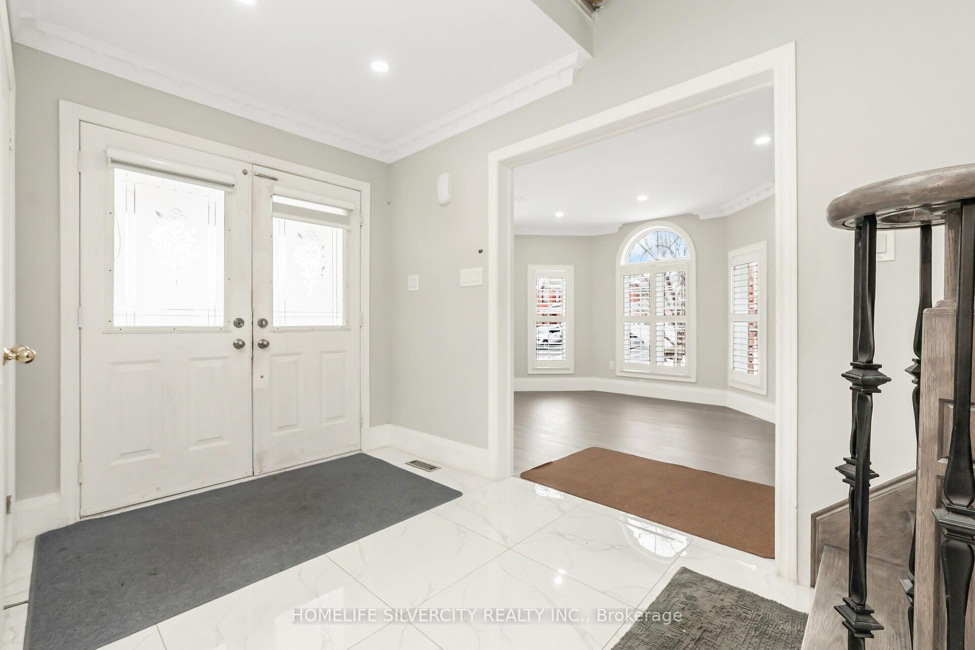 Photo 4 of 2 Giza Crescent, Brampton, Sandringham-Wellington — HOMEH