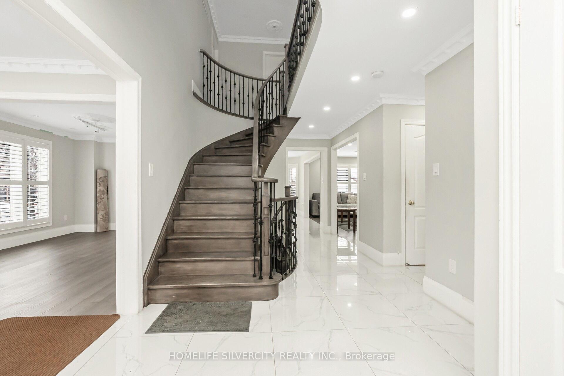 Photo 5 of 2 Giza Crescent, Brampton, Sandringham-Wellington — HOMEH