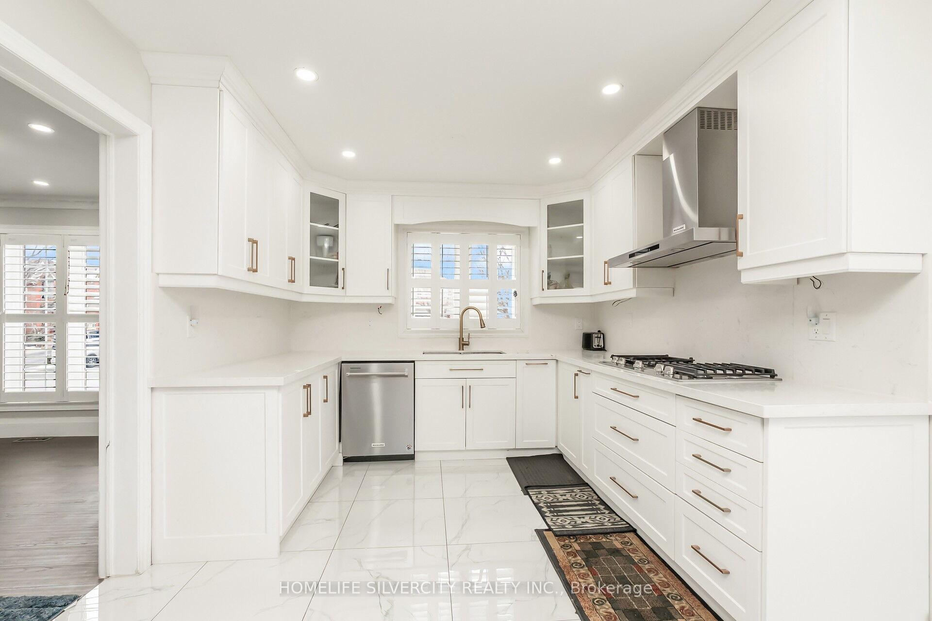 Photo 12 of 2 Giza Crescent, Brampton, Sandringham-Wellington — HOMEH