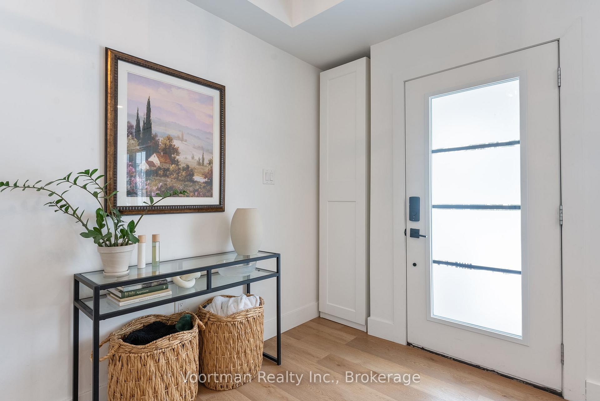 Photo 4 of 54 Aberdeen Avenue, Hamilton, Mount Hope — HOMEH