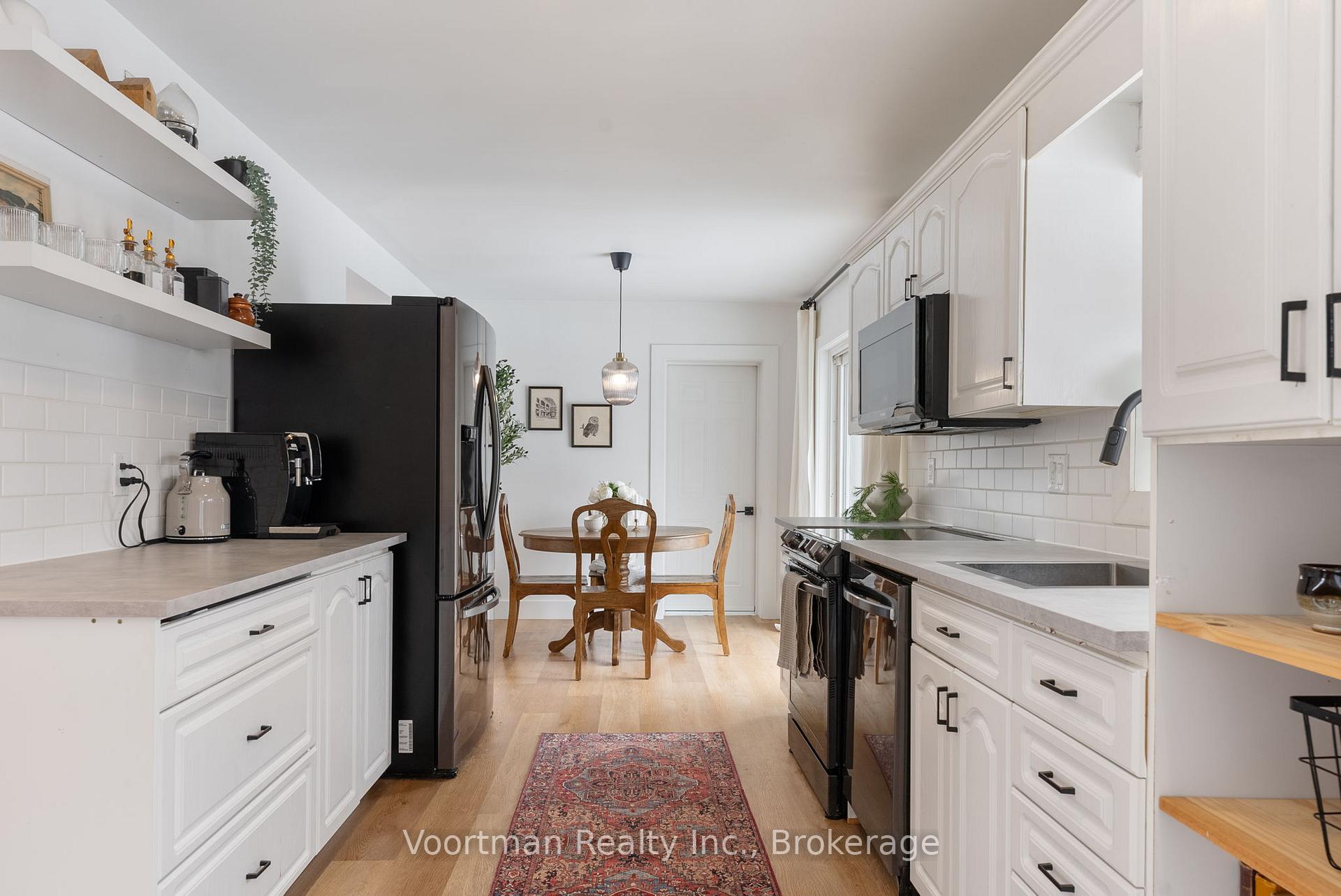 Photo 6 of 54 Aberdeen Avenue, Hamilton, Mount Hope — HOMEH