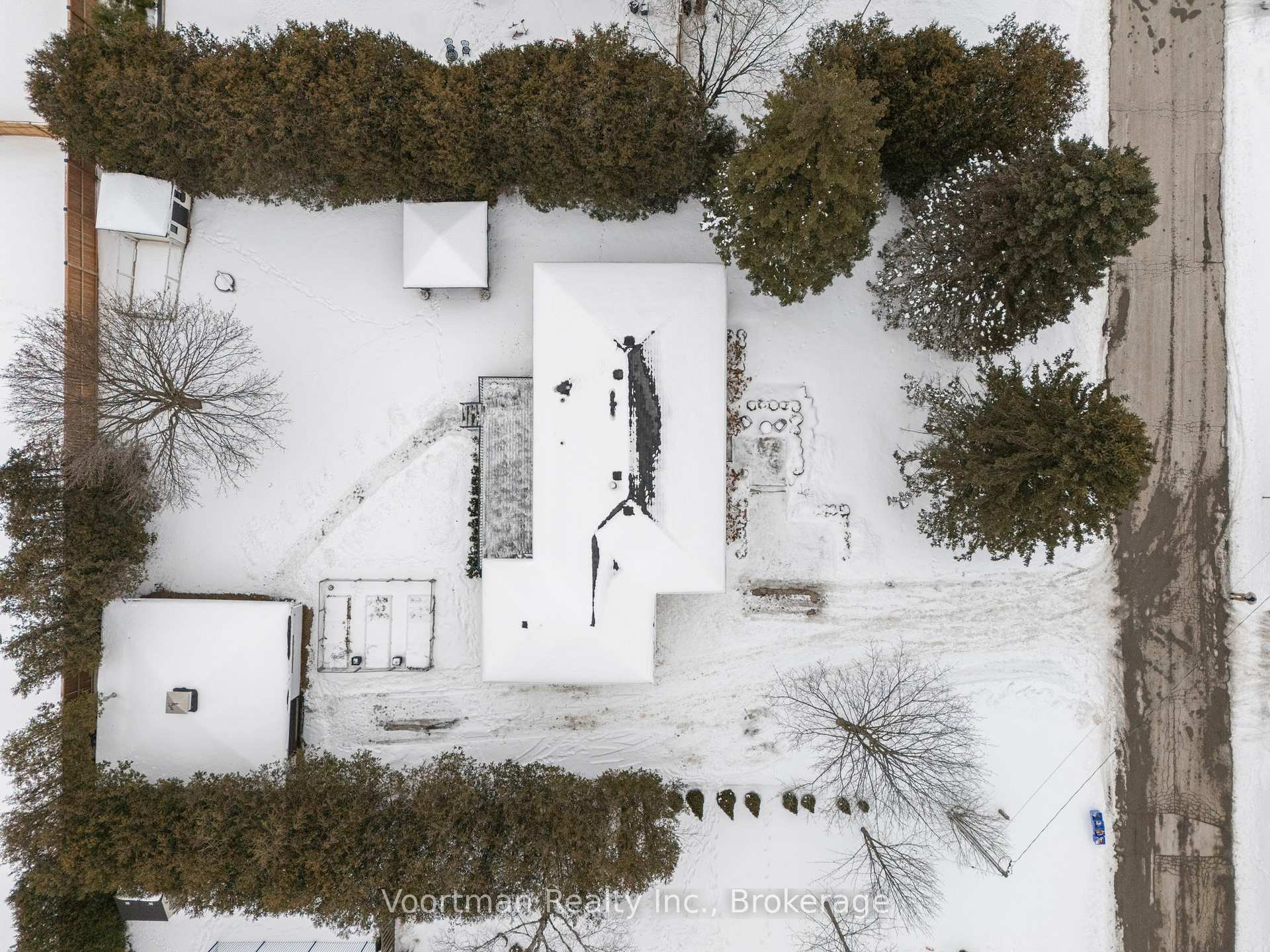 Photo 19 of 54 Aberdeen Avenue, Hamilton, Mount Hope — HOMEH