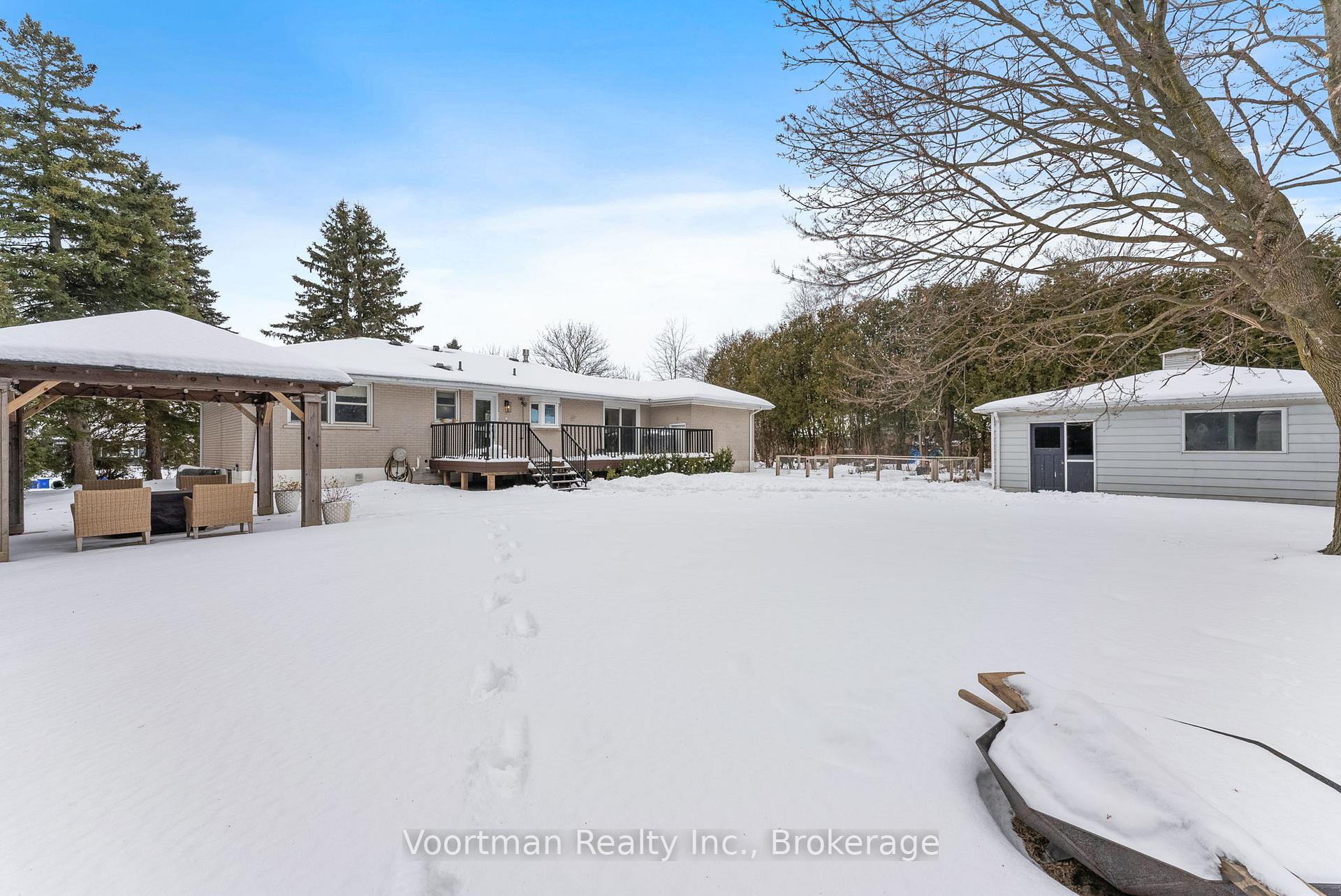 Photo 24 of 54 Aberdeen Avenue, Hamilton, Mount Hope — HOMEH