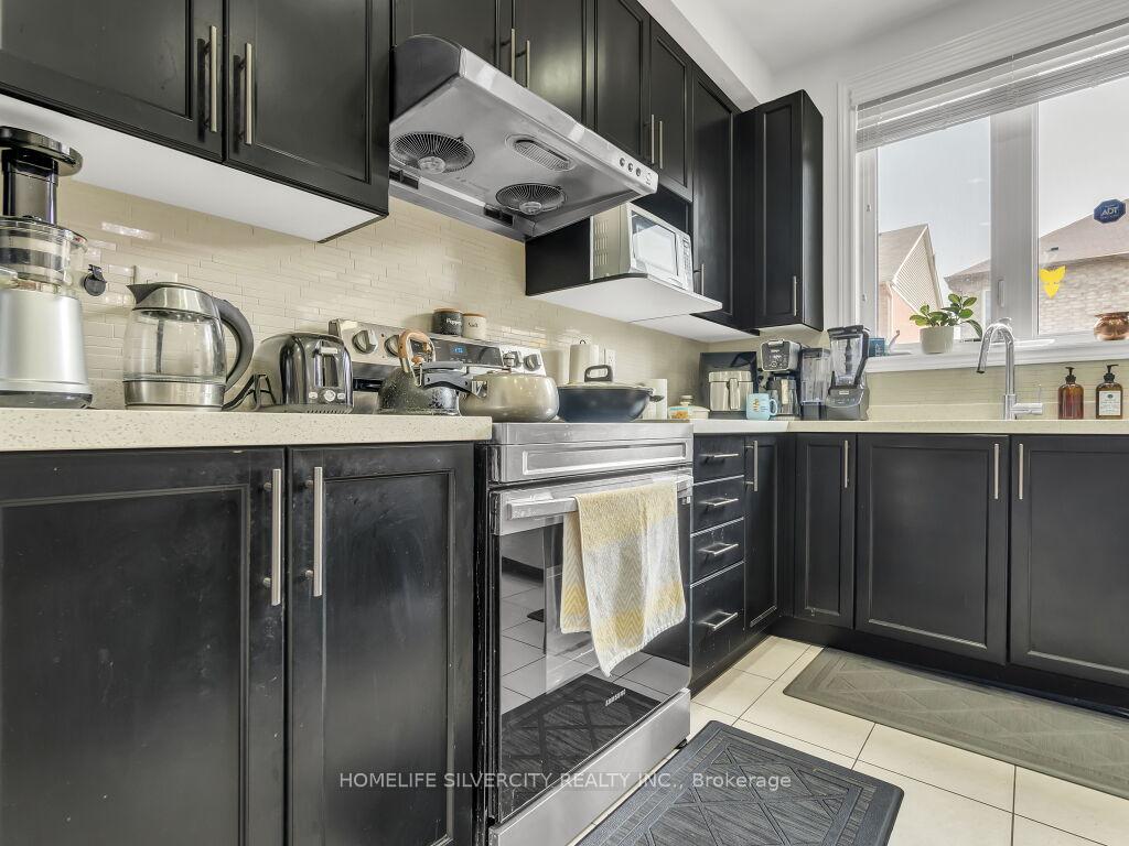 Photo 42 of 19 Kilkarrin Road, Brampton, Northwest Brampton — HOMEH