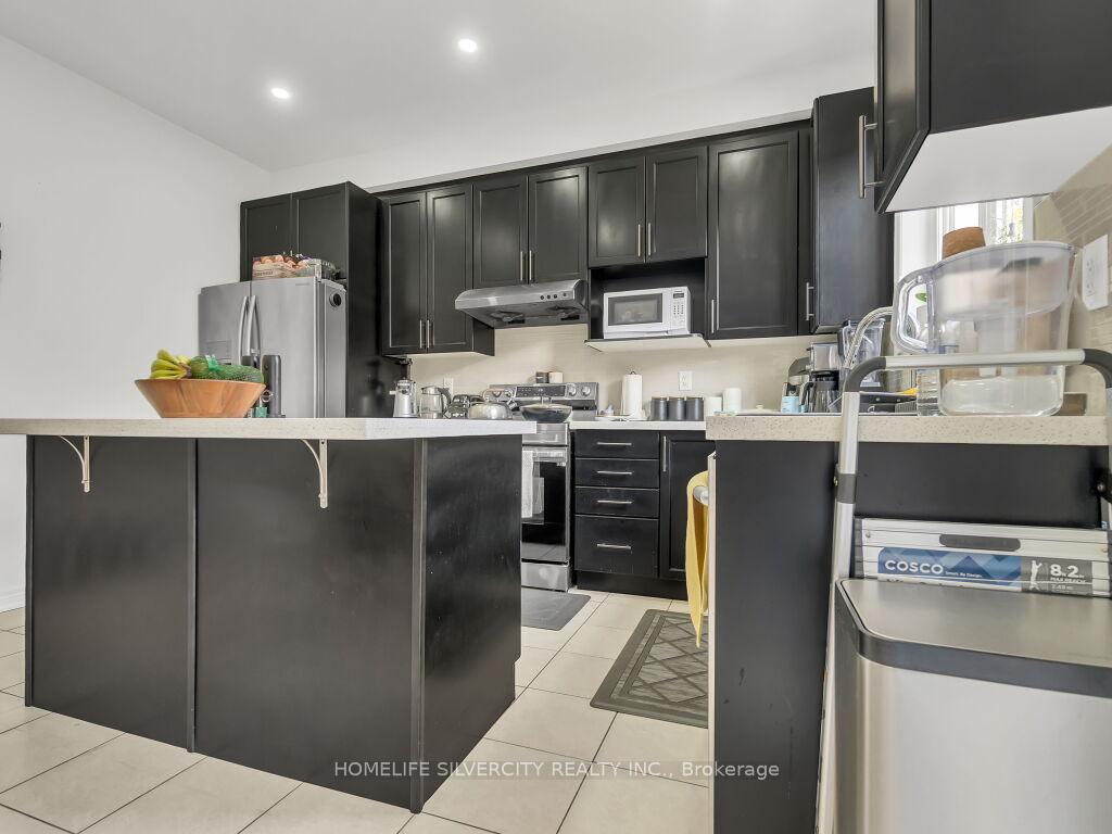 Photo 4 of 19 Kilkarrin Road, Brampton, Northwest Brampton — HOMEH