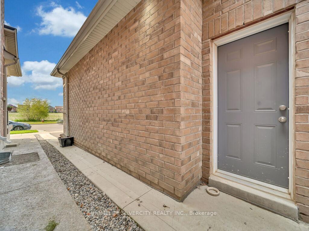 Photo 31 of 19 Kilkarrin Road, Brampton, Northwest Brampton — HOMEH