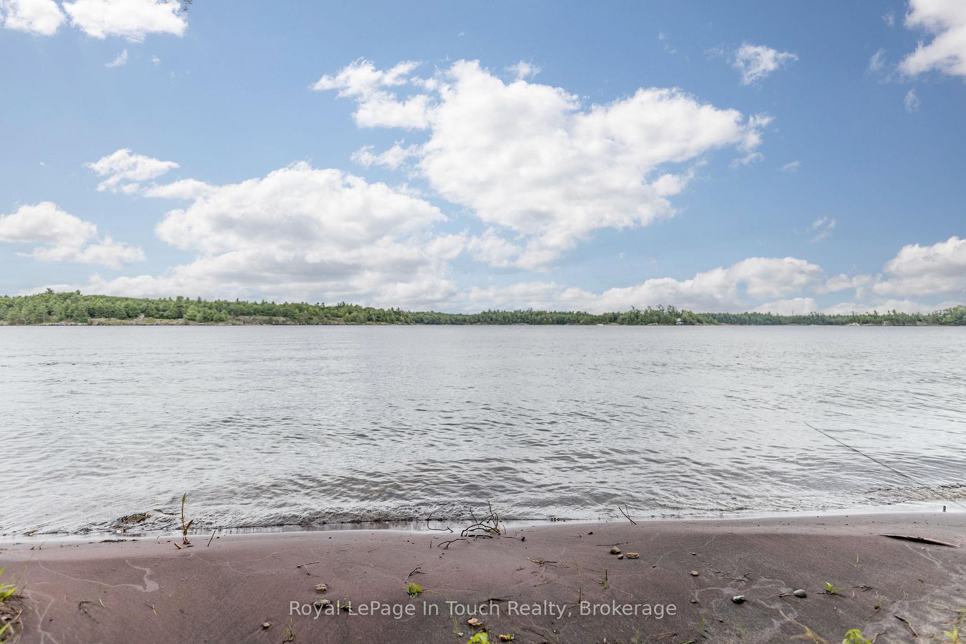 Photo 36 of B686-8 DERBYSHIRE Island, The Archipelago, Archipelago — HOMEH