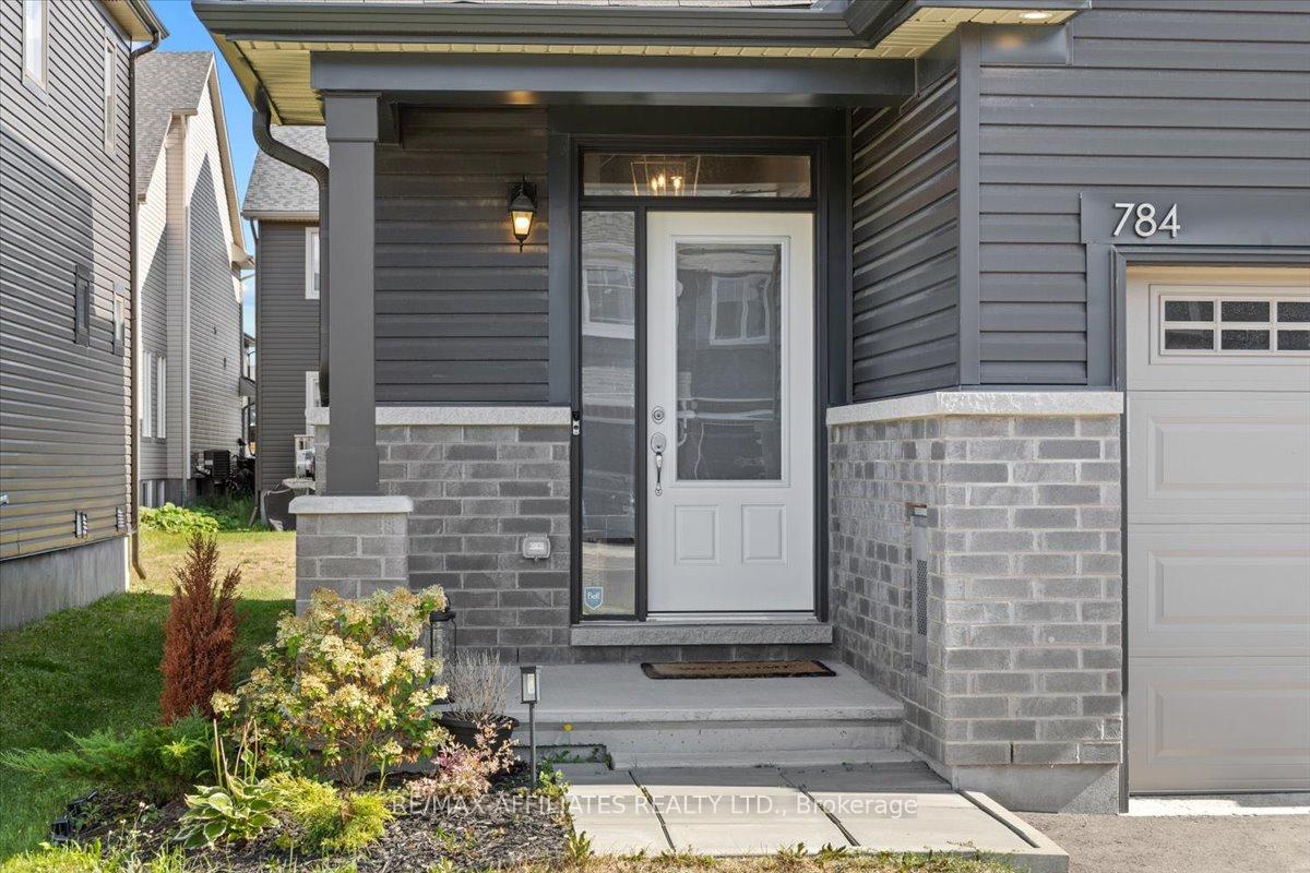 Photo 3 of 784 Miikana Road, Ottawa, Blossom Park/Kemp Park/Findlay Creek — HOMEH
